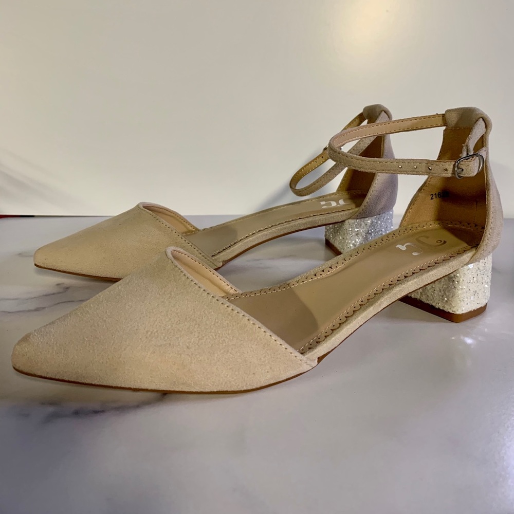 Maisy Pump - Journee Collection